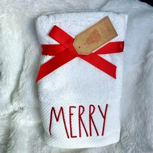 NEW - SET of 2 - MERRY - Rae Dunn - White with Red Embroidering Hand Towel SET - Picture 6 of 7